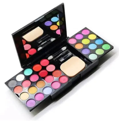 Makeup gift set Louisiana Mart