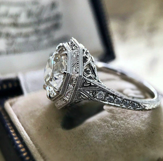 Women's Fashion Personality Eight Arrows Zircon Ring