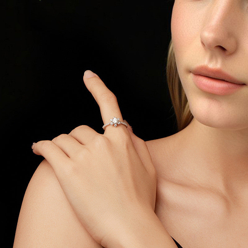 Silver Ziyun Original Shining Six Claw Moissanite Ring