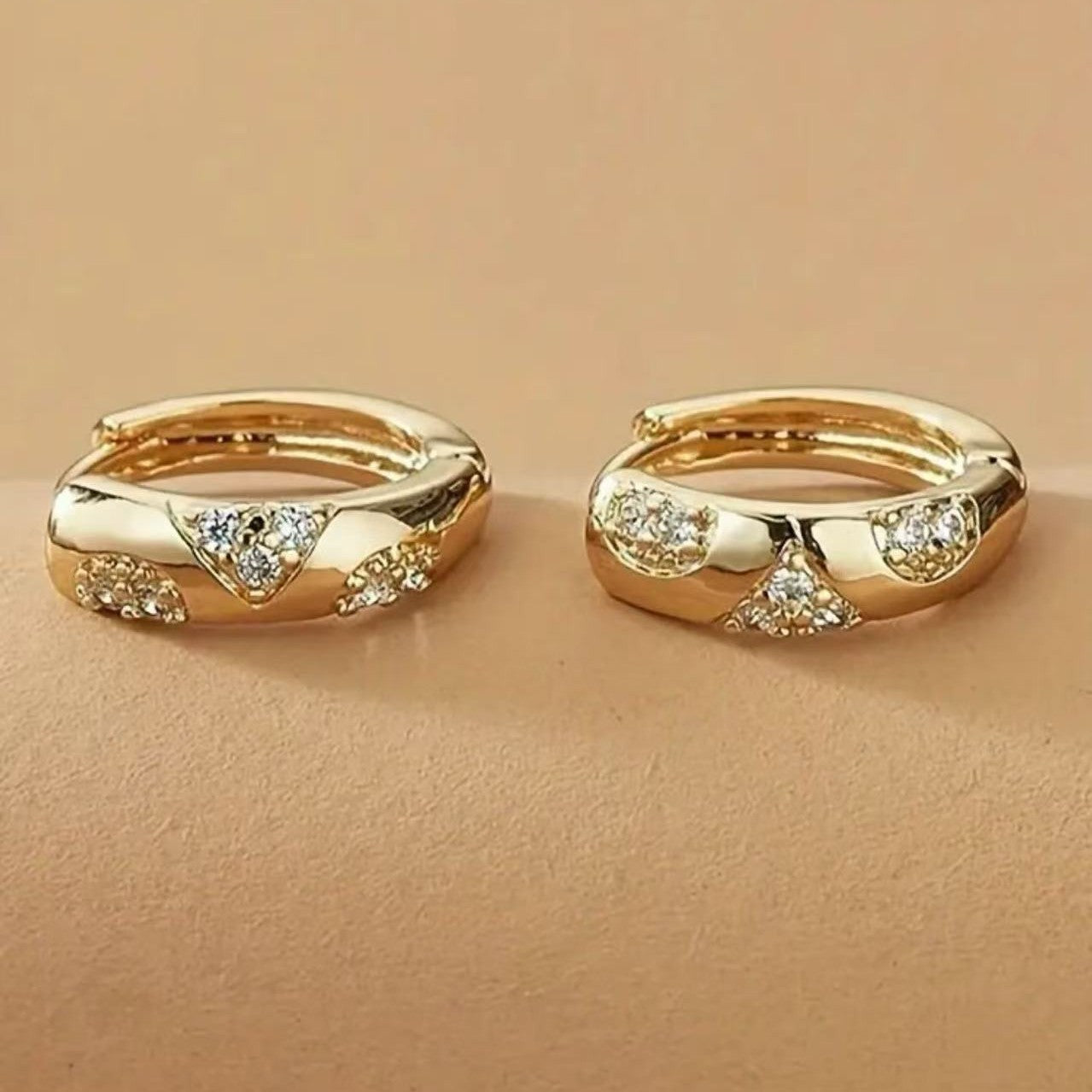 European And American Simple Micro Inlaid Zircon Vintage Earrings