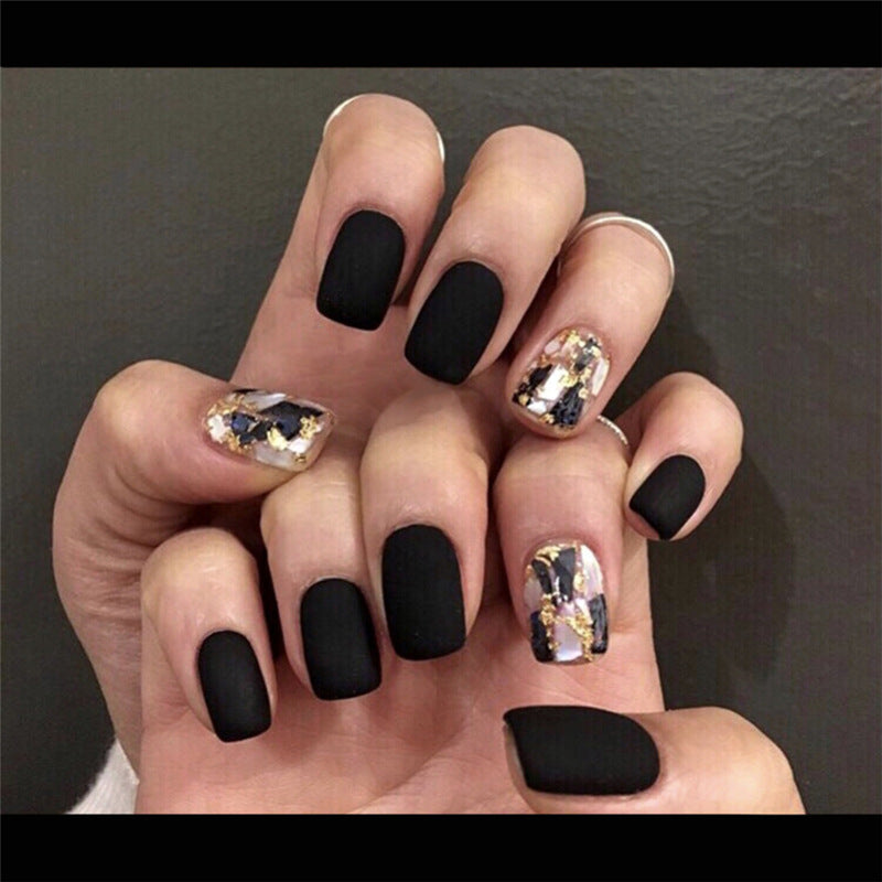 Wearing Black Frosted Shell Fake Nails 24 pices