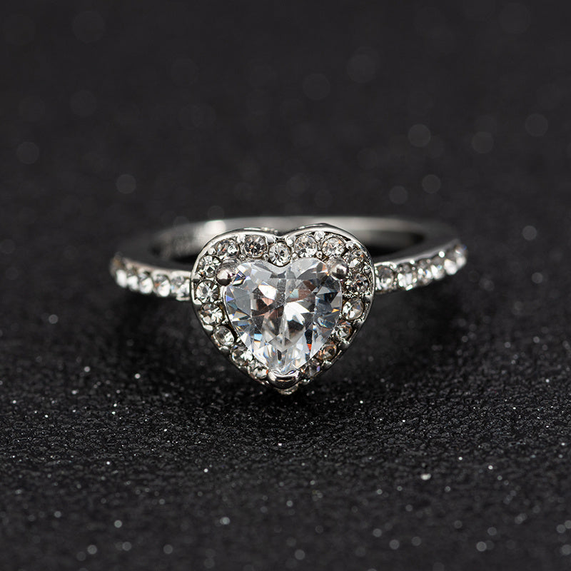 Fashion Crystal Heart-shaped Women's Wedding Ring Rose