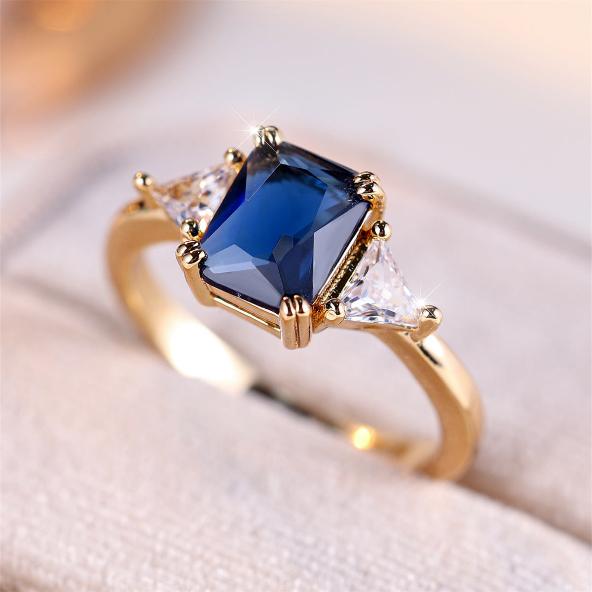 Ladies New Rectangular Fashion Simple Ring