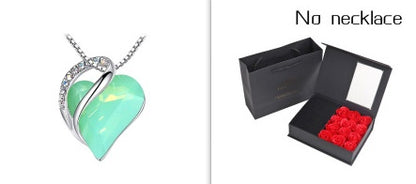New Hot Sell Heart Shaped Crystal Pendant