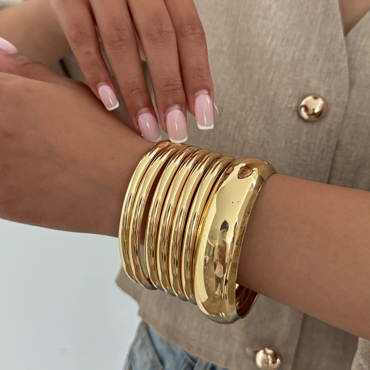 Exaggerated Metal Simple Glossy Wide Round Bracelet