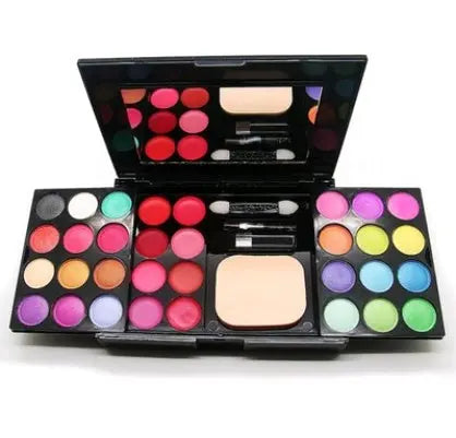 Makeup gift set Louisiana Mart