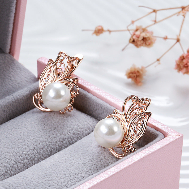 Personalized Creative Butterfly Inlaid Pearl Ear Clip