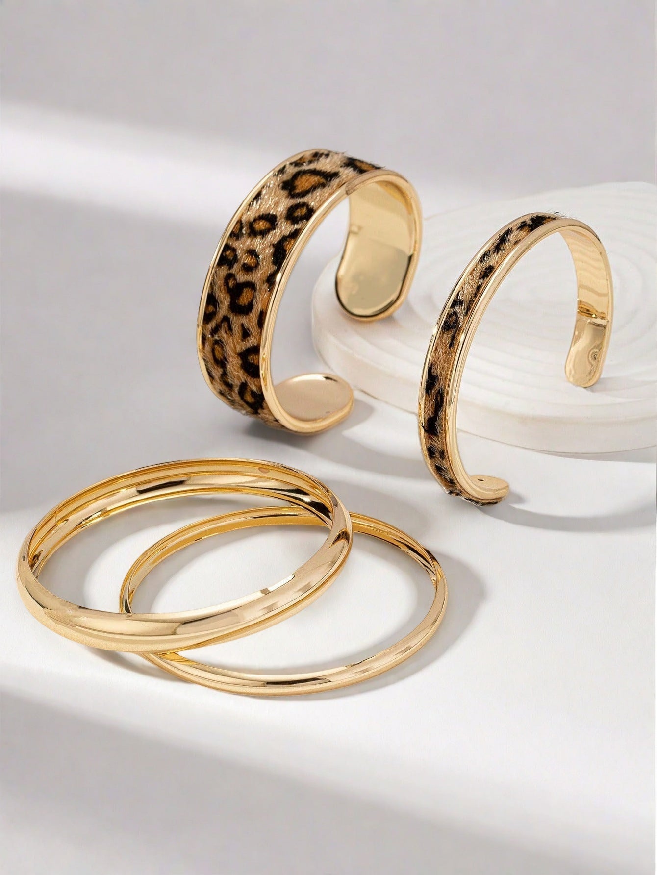 Hot Girl Sweet Cool Leopard Pattern Bracelet Glossy Twin