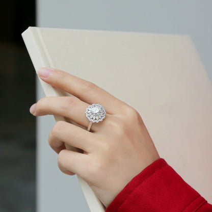 Women's Simple And Versatile S925 Silver Moissanite Ring Flowers