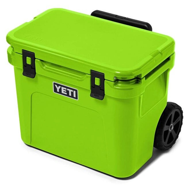 YETI Roadie 32 Wheeled Cooler Portable Ice Chest