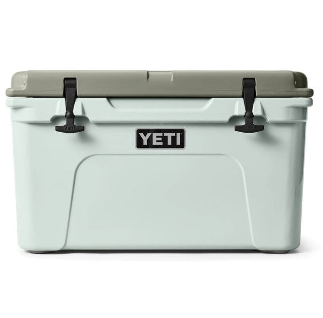 YETI Tundra 45 Marine Cooler Heavy-Duty Ice Chest