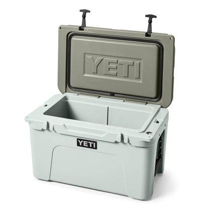YETI Tundra 45 Marine Cooler Heavy-Duty Ice Chest