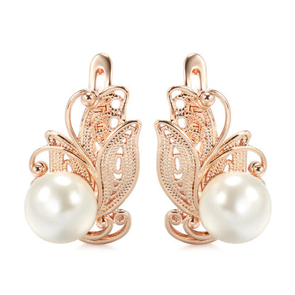 Personalized Creative Butterfly Inlaid Pearl Ear Clip