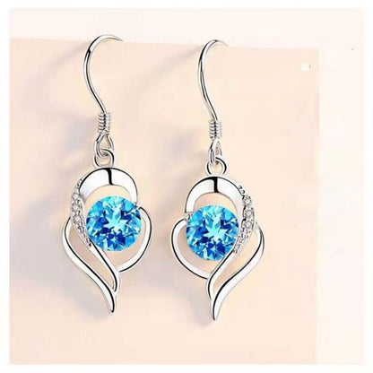 Micro Inlaid Zircon Simple Personality Elegant Heart Ear Hook